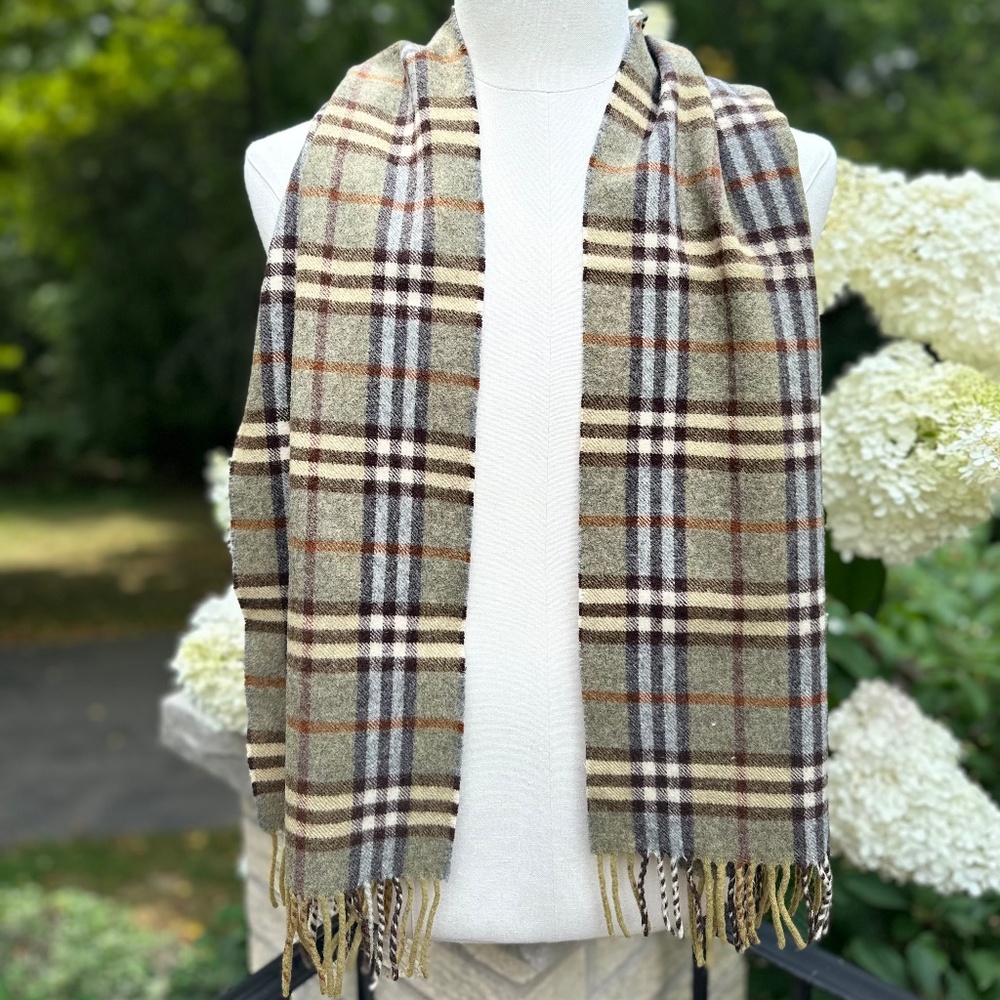 Burberry Two Tone Novacheck wool vintage scarf